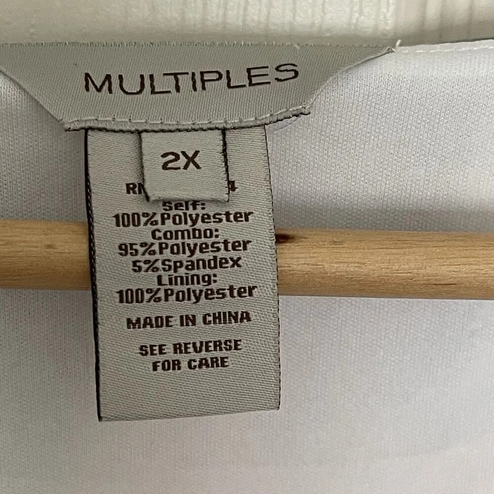 Multiples Floral Flutter Sleeve Oversized Top Boh… - image 5